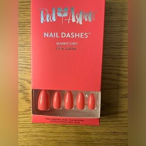 Red Aspen Press On Nails
